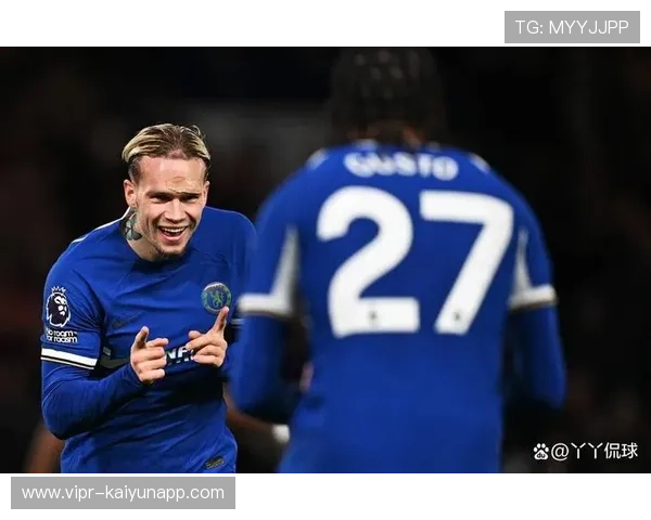 巴西弗拉门戈准备给英超提出报价：震撼转会引发足球界轰动