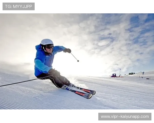 中国滑雪选手挑战新难度成功，刷新国内纪录