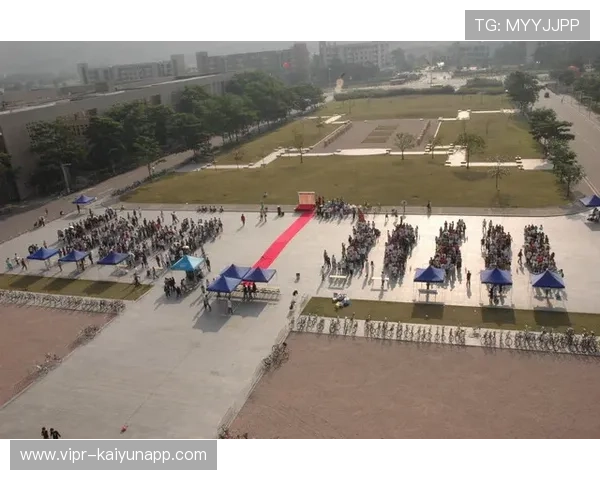 “东部新区定向赛场：徒步越野与智慧导航的结合”